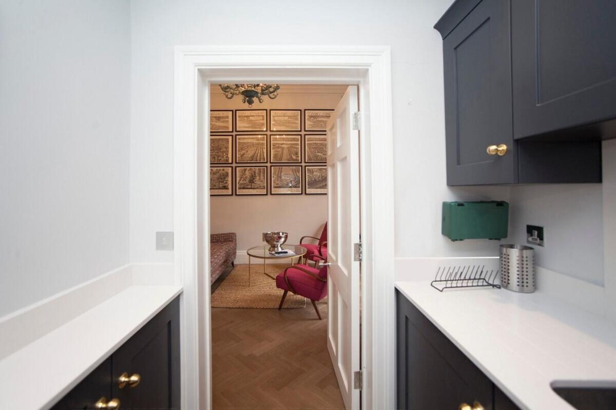 Stylish City Centre Apartment - Bath Esterno foto